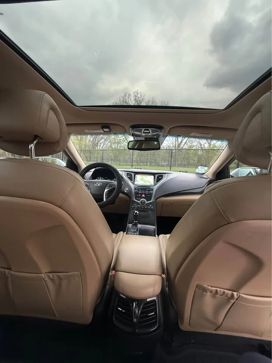 2016 Hyundai Azera - Image 12 of 19