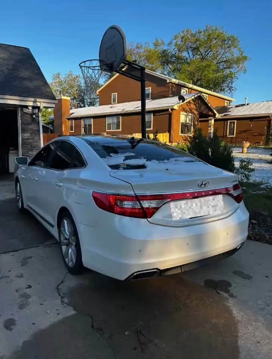 2016 Hyundai Azera - Image 8 of 10