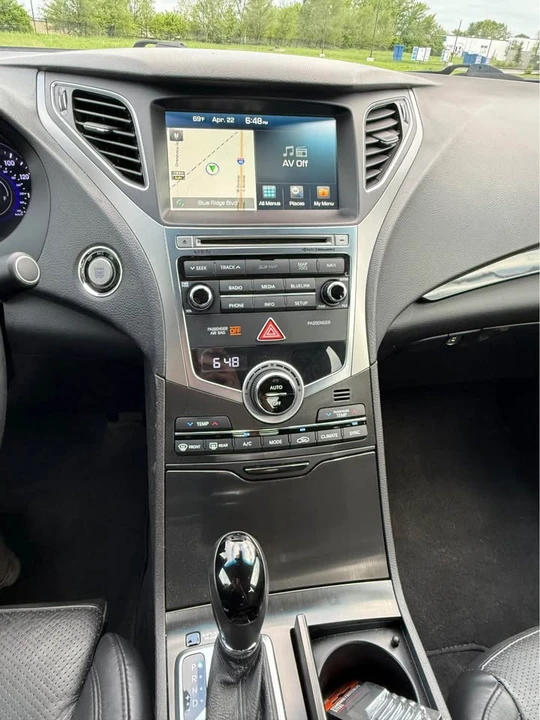 2016 Hyundai Azera - Image 10 of 13