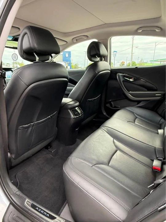 2016 Hyundai Azera - Image 8 of 13