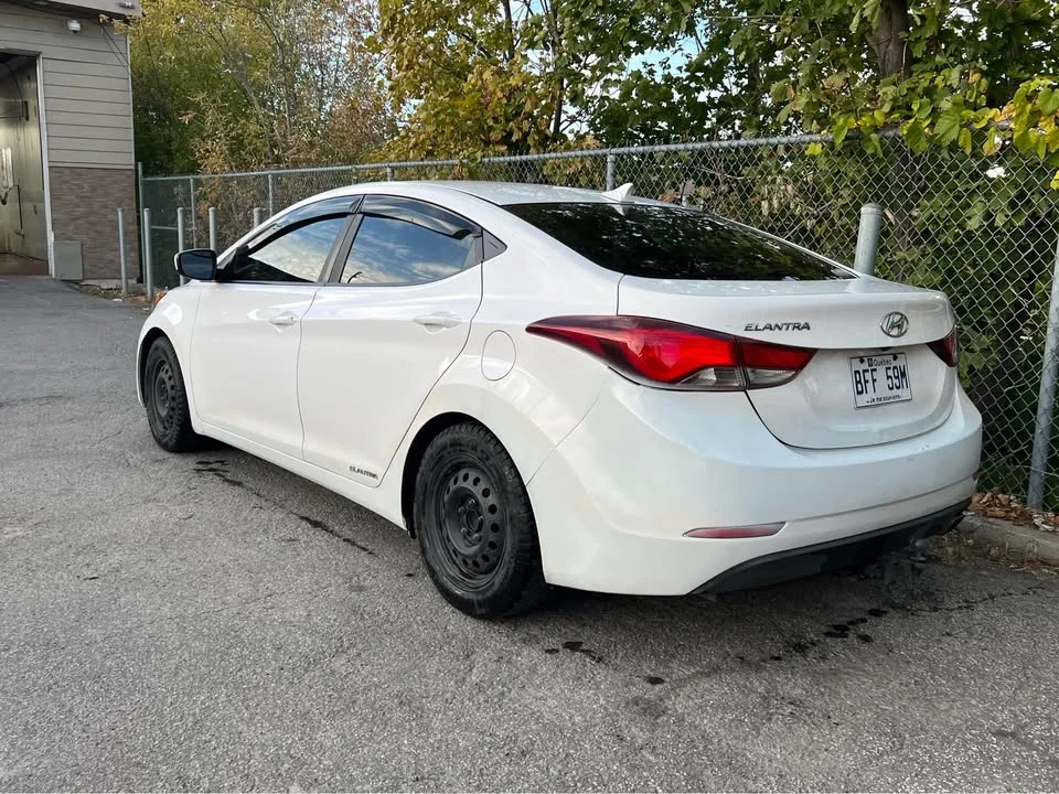 2016 Hyundai Elantra - Image 6 of 7