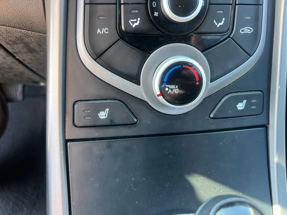 2016 Hyundai Elantra - Image 12 of 13