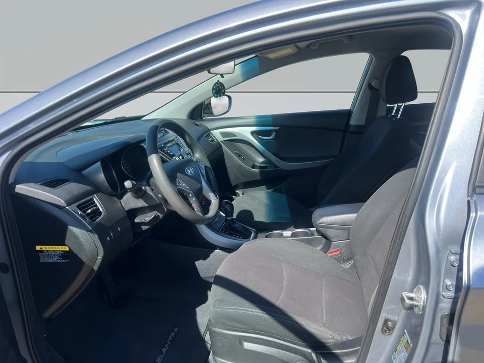 2016 Hyundai Elantra - Image 9 of 13