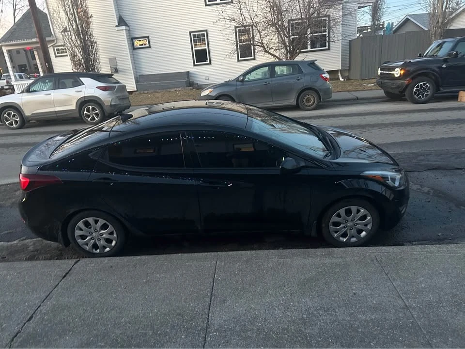 2016 Hyundai Elantra - Image 2 of 5