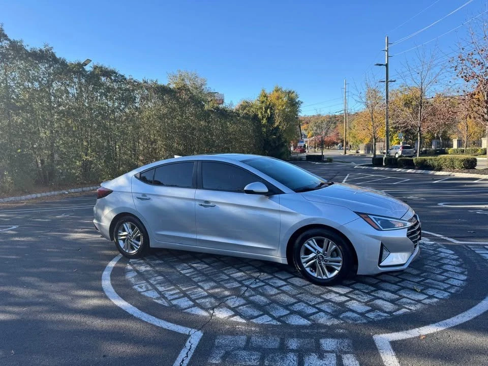 2016 Hyundai Elantra - Image 7 of 16
