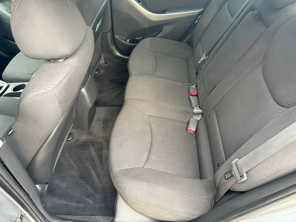 2016 Hyundai Elantra - Image 14 of 20