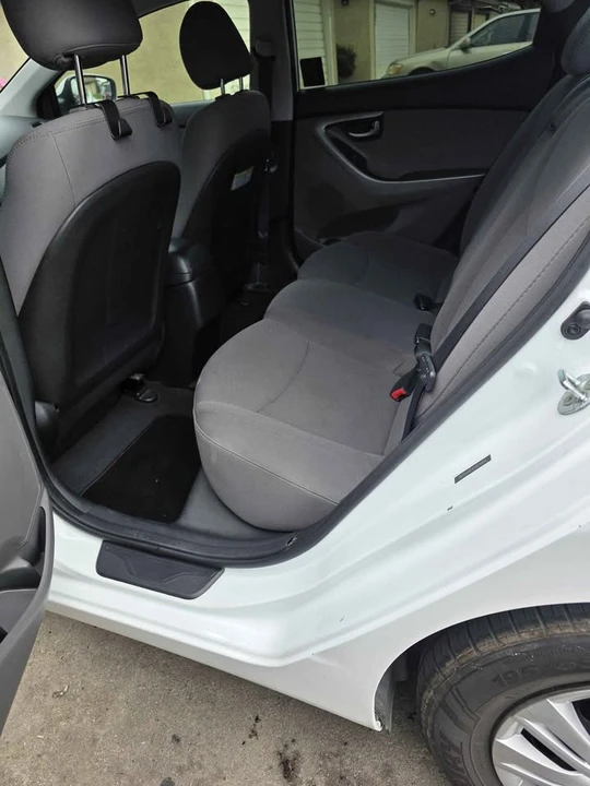 2016 Hyundai Elantra - Image 6 of 6