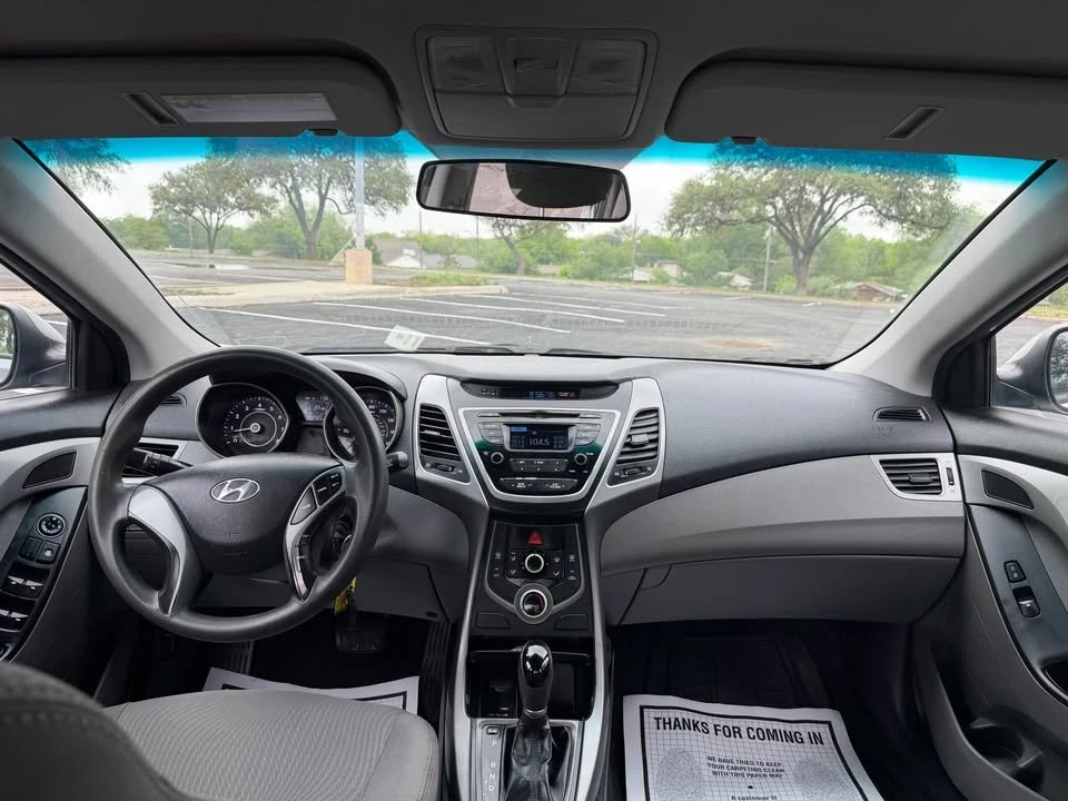 2016 Hyundai Elantra - Image 10 of 10