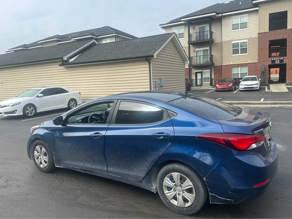 2016 Hyundai Elantra - Image 3 of 6