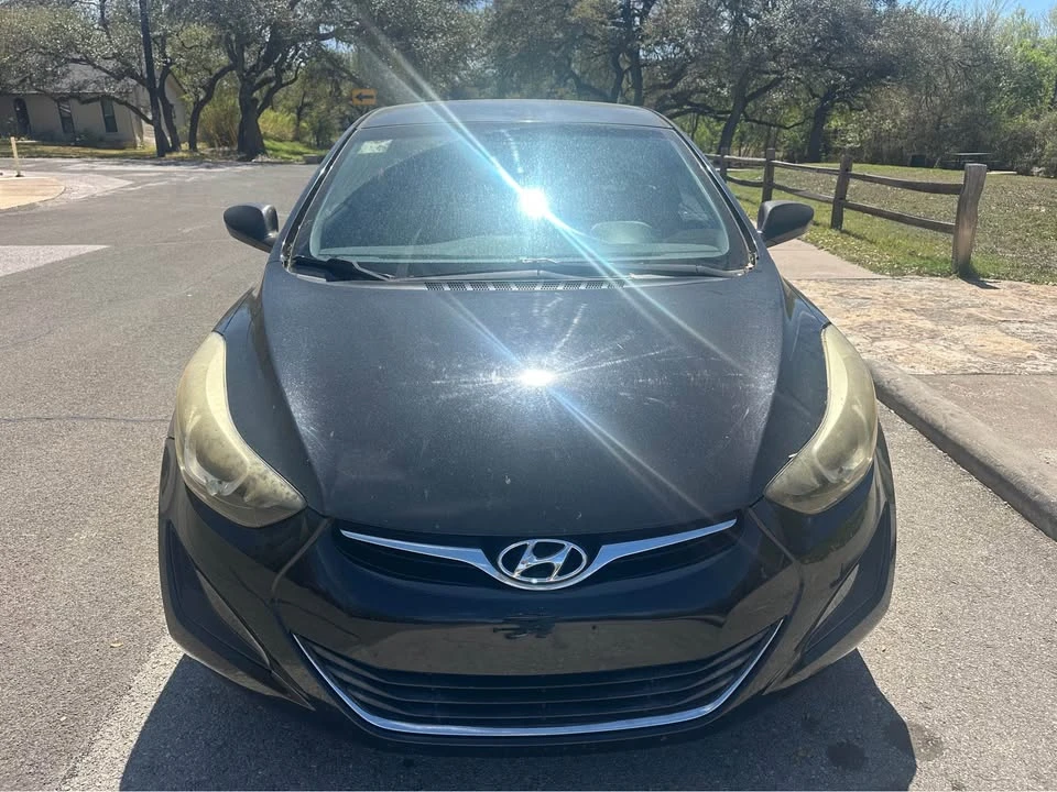 2016 Hyundai Elantra - Image 2 of 11