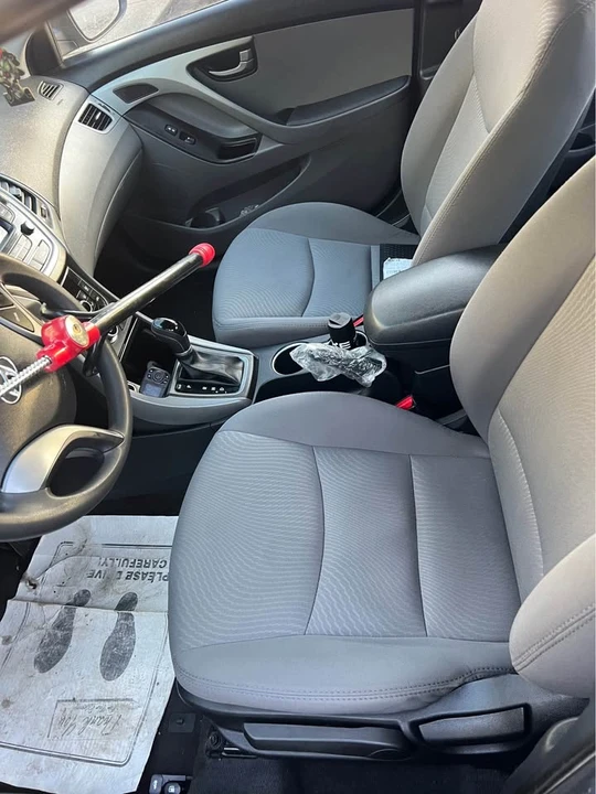 2016 Hyundai Elantra - Image 6 of 11
