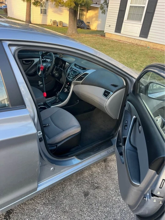 2016 Hyundai Elantra - Image 11 of 11