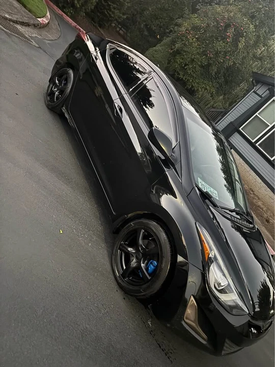 2016 Hyundai Elantra - Image 2 of 6