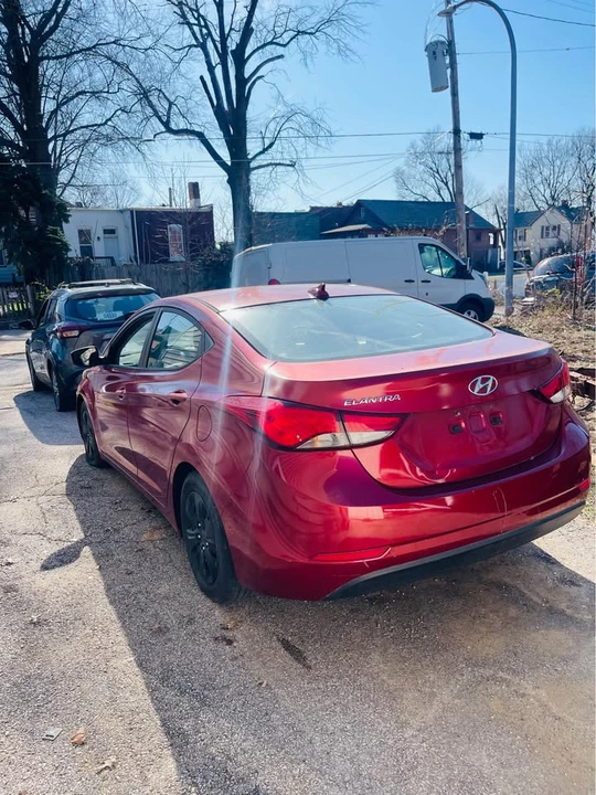 2016 Hyundai Elantra - Image 4 of 6