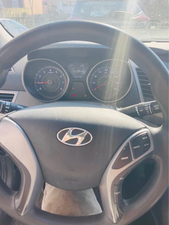2016 Hyundai Elantra - Image 6 of 6