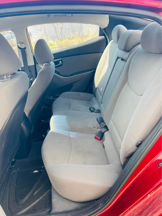 2016 Hyundai Elantra - Image 5 of 6