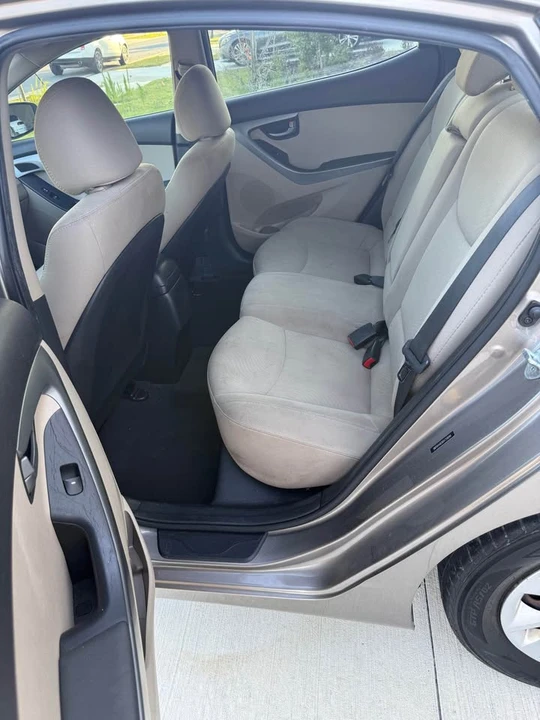 2016 Hyundai Elantra - Image 11 of 20