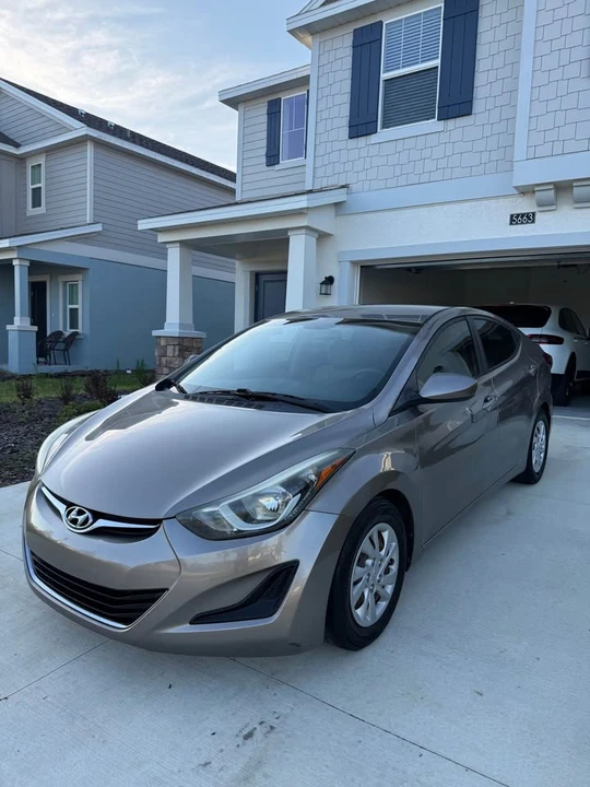 2016 Hyundai Elantra - Image 2 of 20
