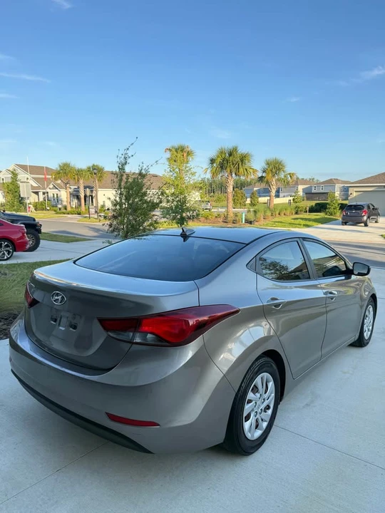 2016 Hyundai Elantra - Image 6 of 20