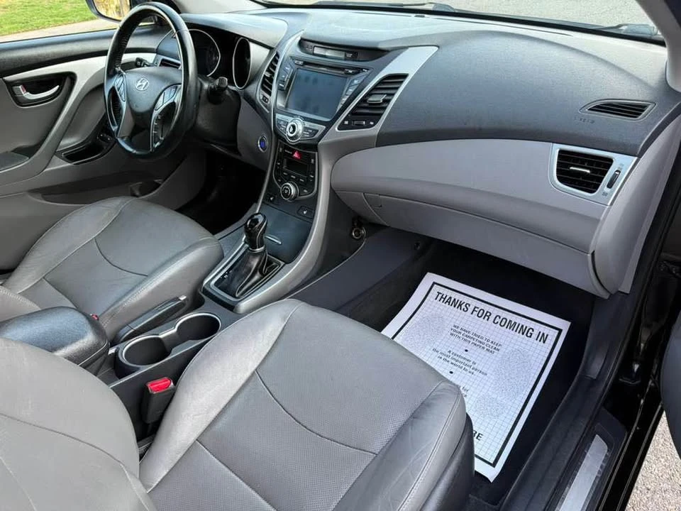 2016 Hyundai Elantra - Image 15 of 20