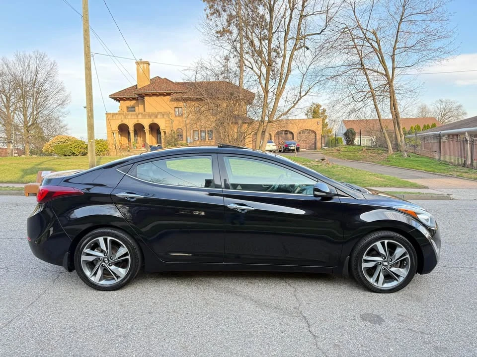 2016 Hyundai Elantra - Image 13 of 20