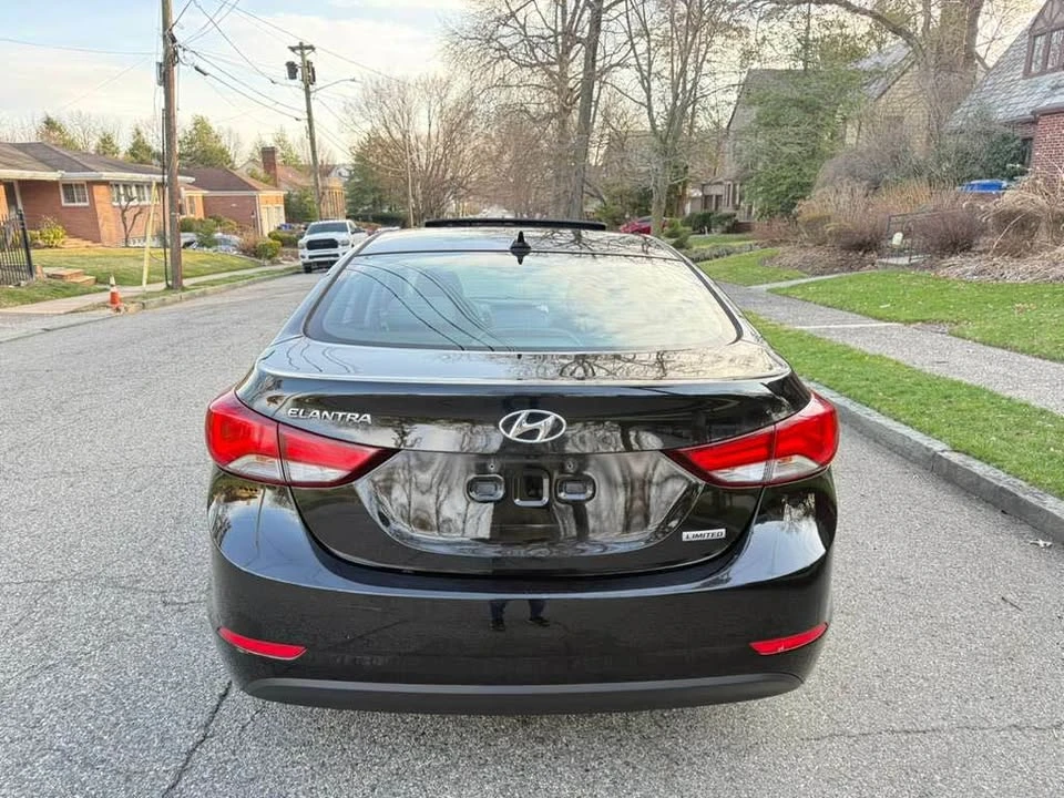 2016 Hyundai Elantra - Image 7 of 20