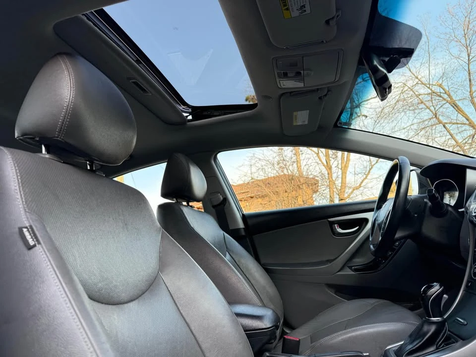 2016 Hyundai Elantra - Image 2 of 18