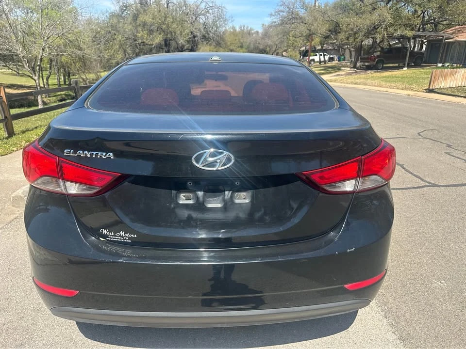 2016 Hyundai Elantra - Image 5 of 12