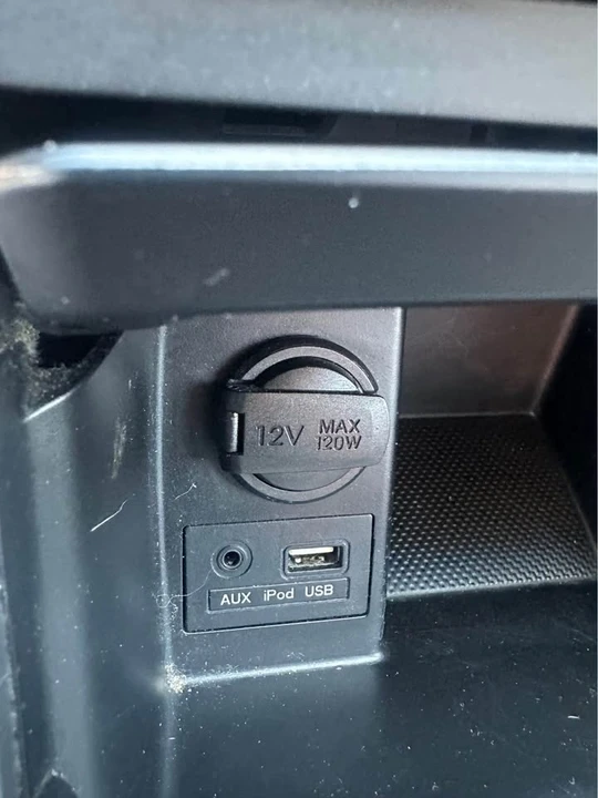 2016 Hyundai Elantra - Image 11 of 12