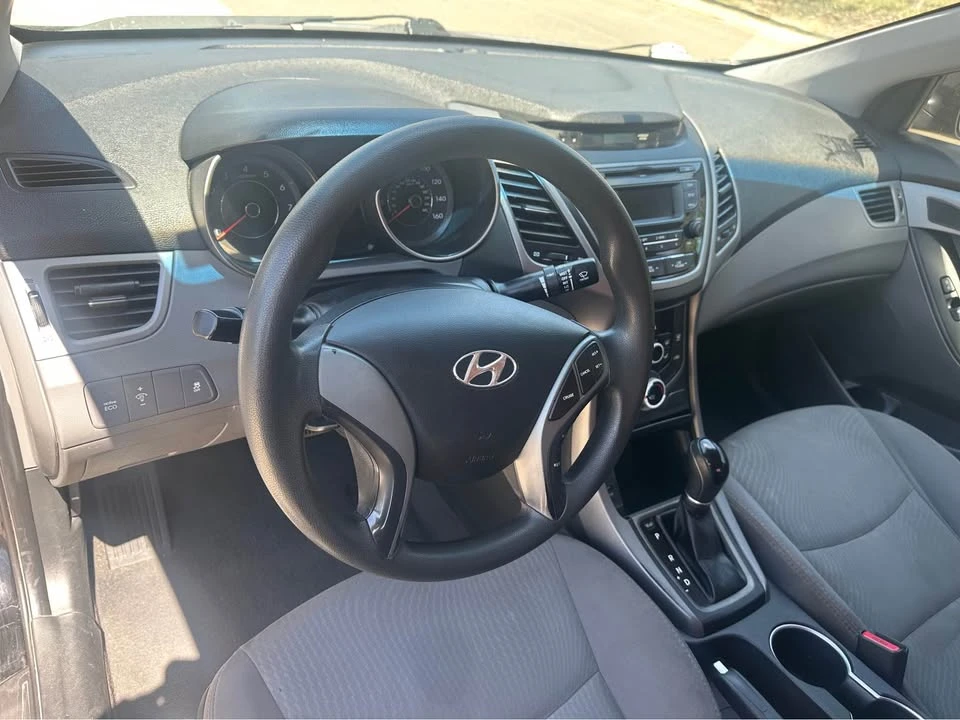 2016 Hyundai Elantra - Image 6 of 12