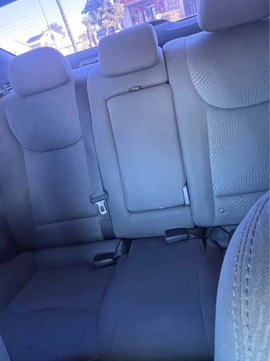 2016 Hyundai Elantra - Image 4 of 7