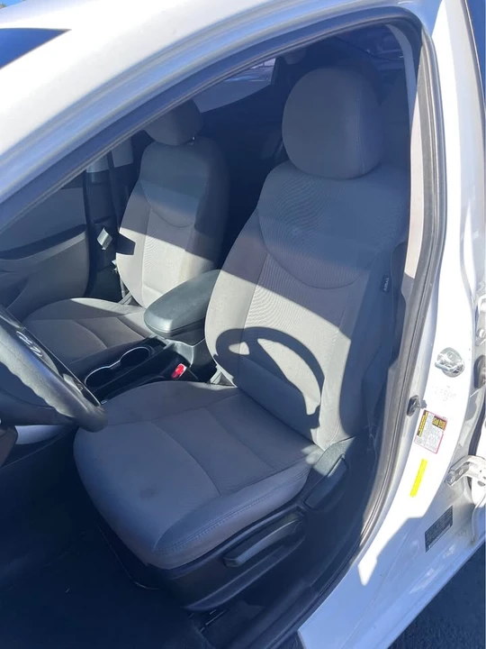 2016 Hyundai Elantra - Image 3 of 7