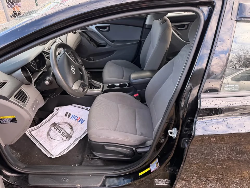2016 Hyundai Elantra - Image 8 of 10