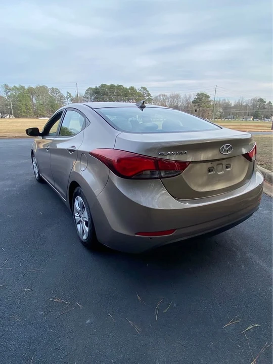 2016 Hyundai Elantra - Image 4 of 14