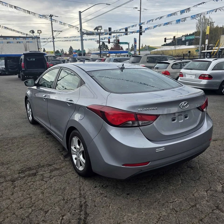 2016 Hyundai Elantra - Image 4 of 12