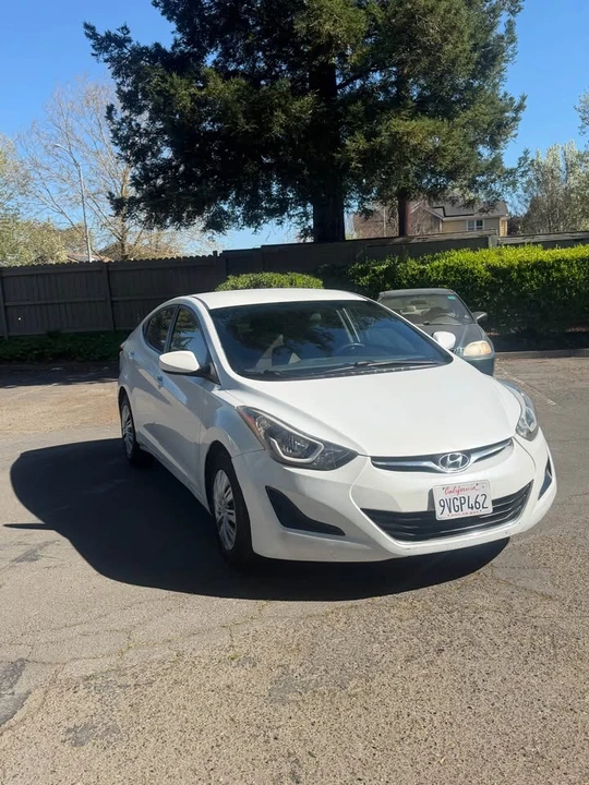 2016 Hyundai Elantra - Image 3 of 7