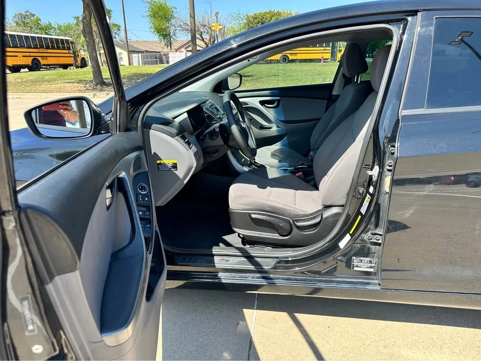 2016 Hyundai Elantra - Image 13 of 13