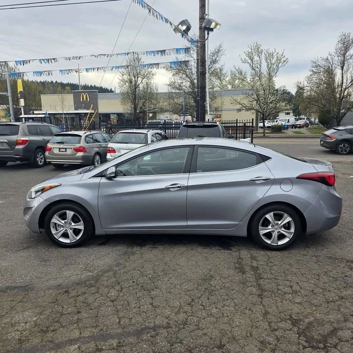 2016 Hyundai Elantra - Image 3 of 12