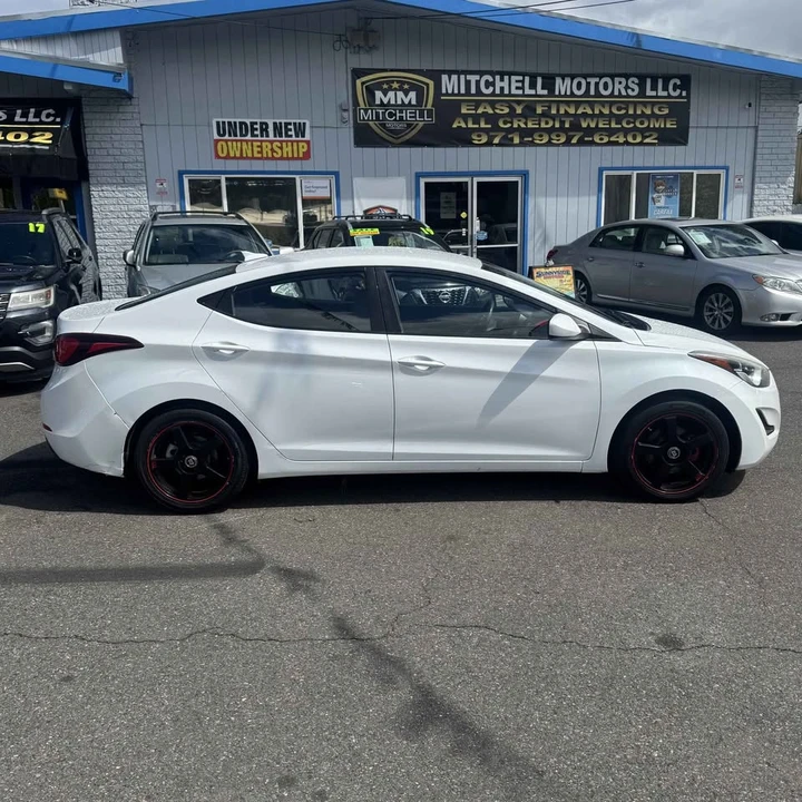 2016 Hyundai Elantra - Image 4 of 13
