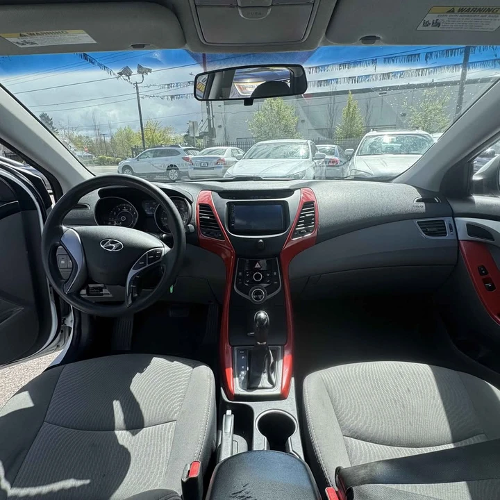 2016 Hyundai Elantra - Image 9 of 13