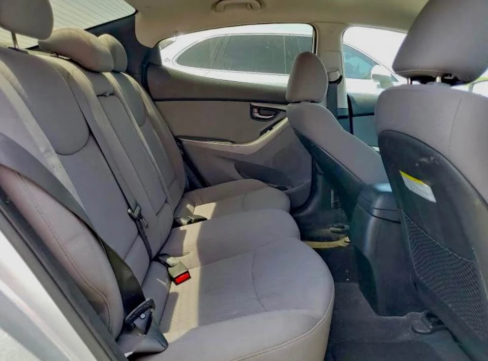 2016 Hyundai Elantra - Image 6 of 6