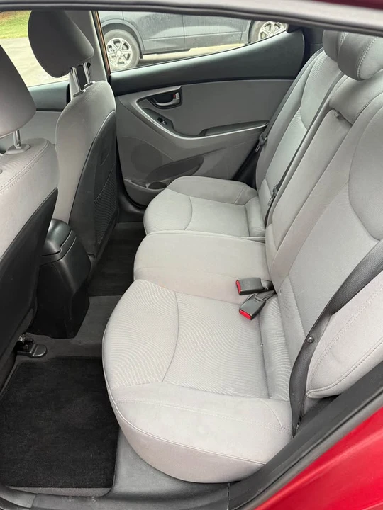 2016 Hyundai Elantra - Image 8 of 8