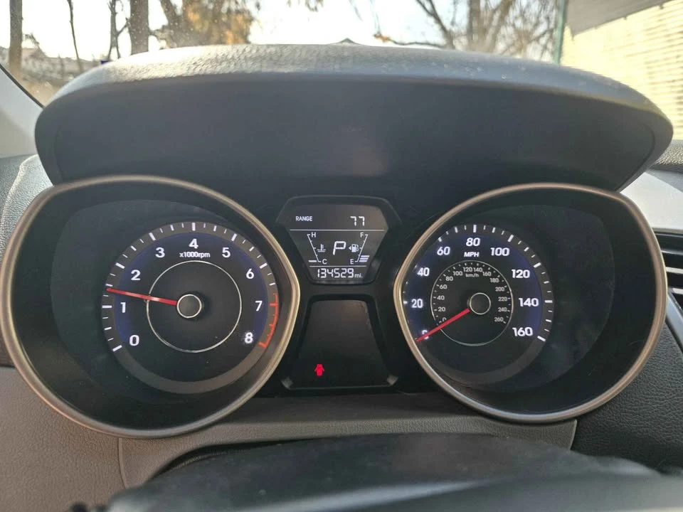 2016 Hyundai Elantra - Image 12 of 15