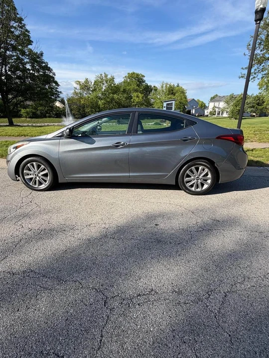 2016 Hyundai Elantra - Image 2 of 15