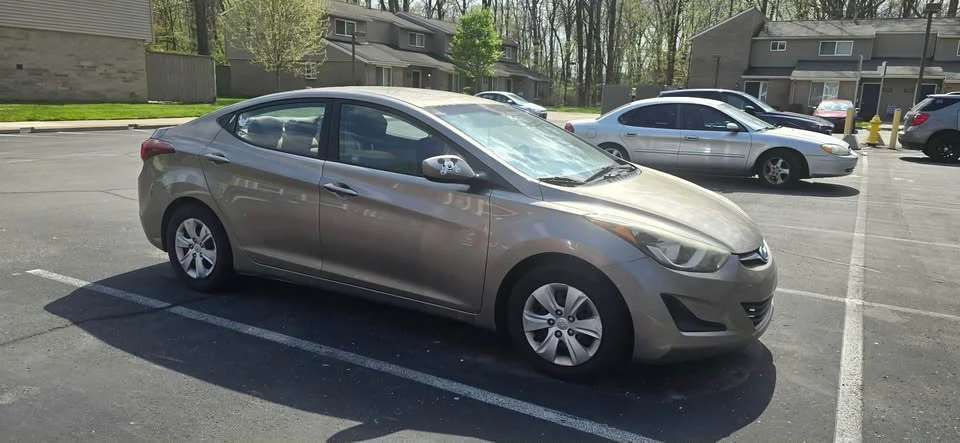 2016 Hyundai Elantra - Image 3 of 3
