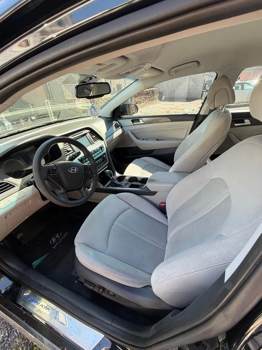 2016 Hyundai Sonata - Image 4 of 7