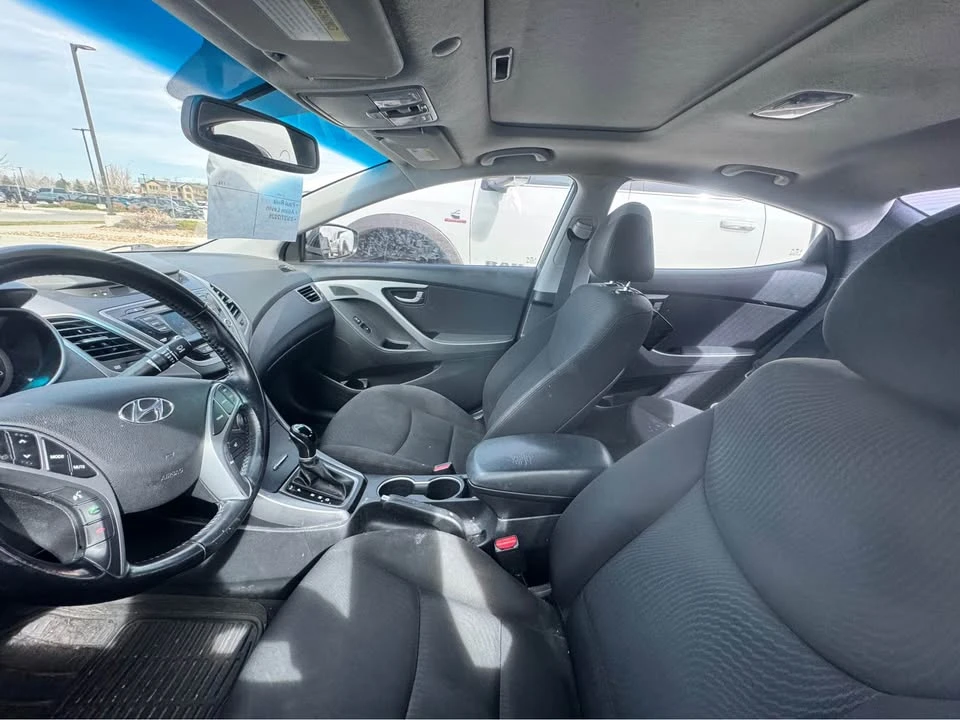 2016 Hyundai Elantra - Image 7 of 9