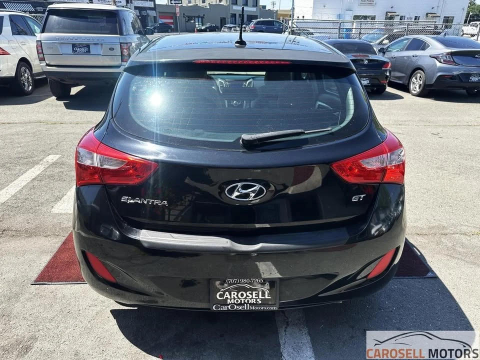 2016 Hyundai Elantra - Image 5 of 20