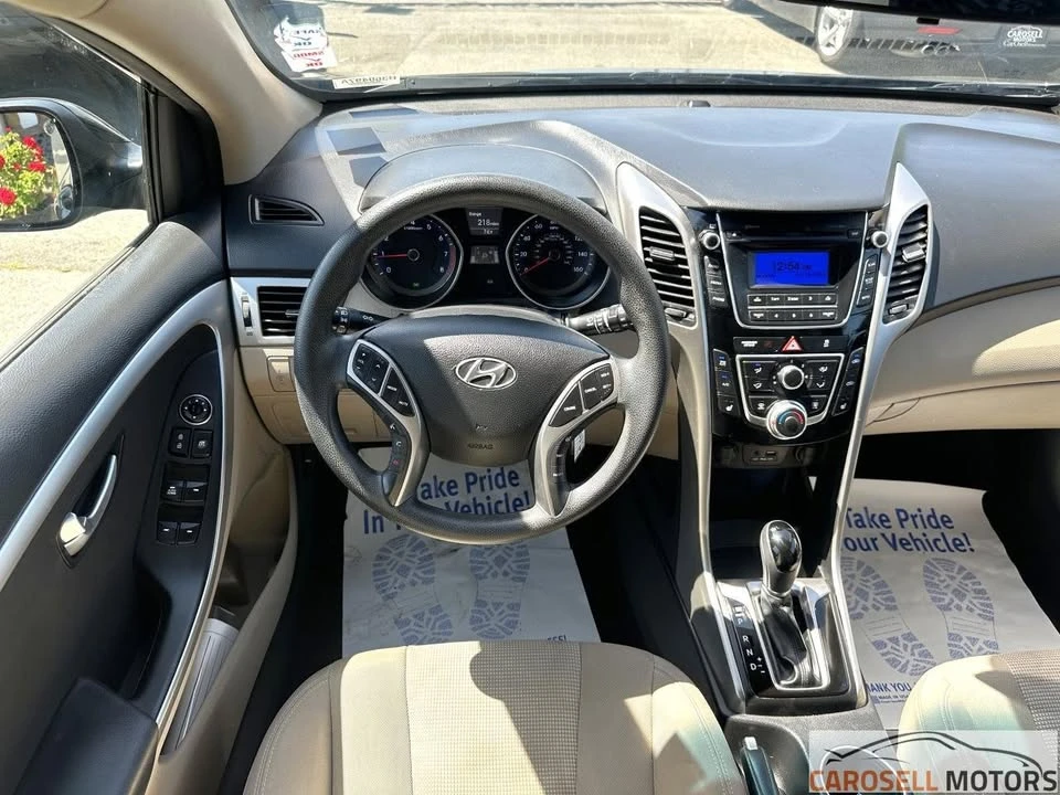 2016 Hyundai Elantra - Image 17 of 20