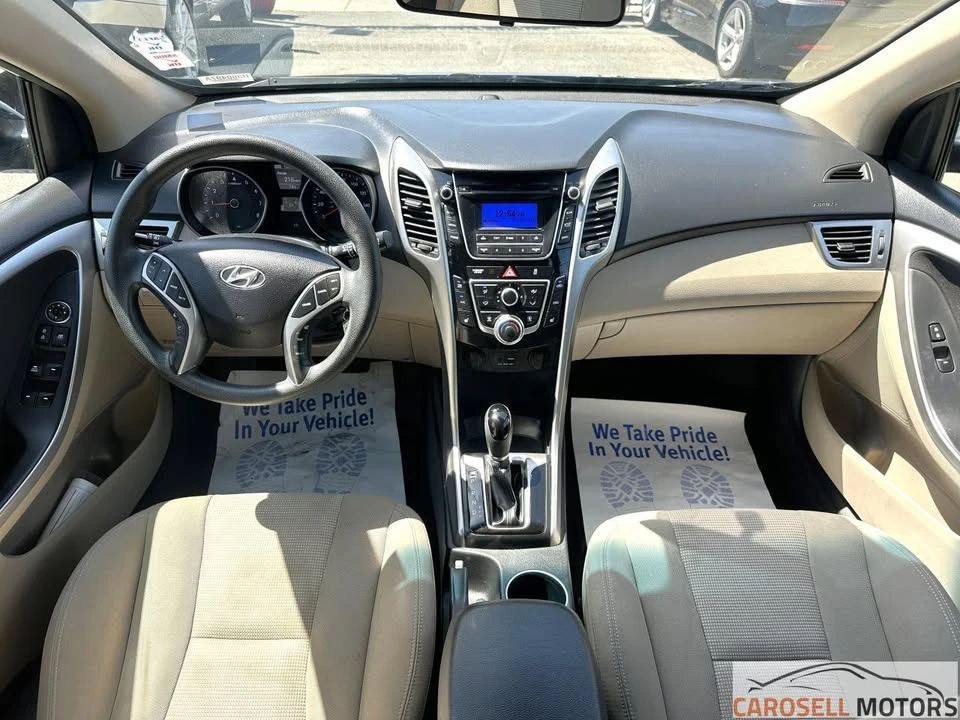 2016 Hyundai Elantra - Image 16 of 20